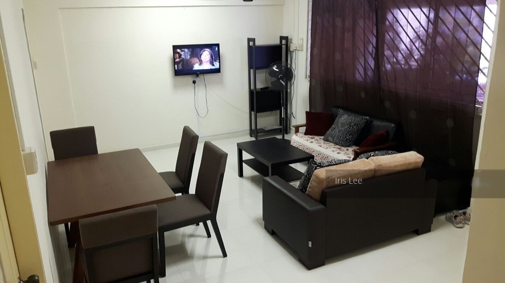 Tampines Street 42 thumbnail photo